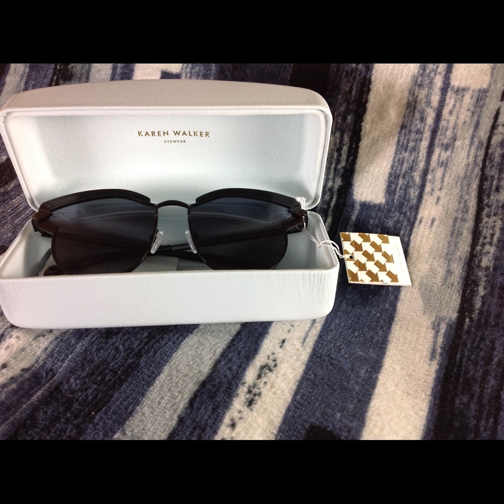 NWT KAREN WALKER SUPERSTAR FELIPE